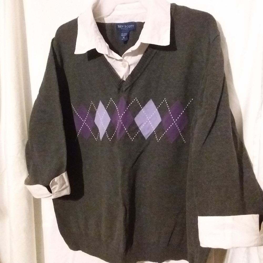 Sweater with a built-in blouse